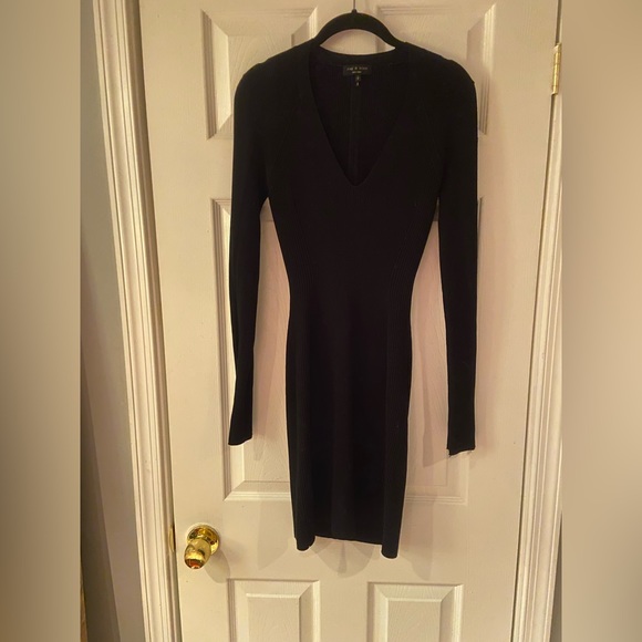 Rag & Bone long sleeve v-neck knit mini dress with back cut-out - Picture 4 of 11